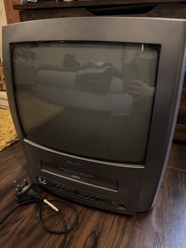 Philips 14pv111 crt tv - 14pv111/07,